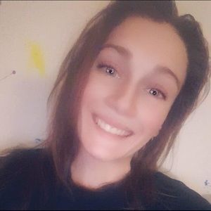 Meet your Posher, Shaina